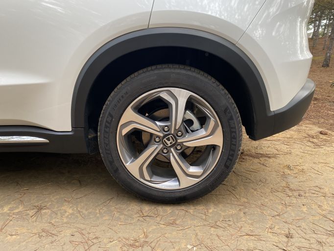 Электро кроссовер Honda M-NV 2021 электро машины в наличии