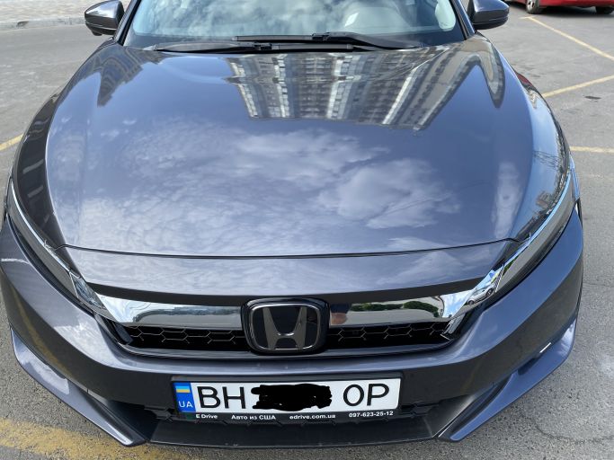 Honda Clarity Plug in Hybrid заряжаемый гибрид