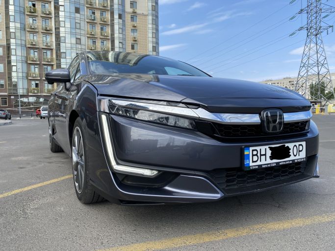 Honda Clarity Plug in Hybrid заряжаемый гибрид