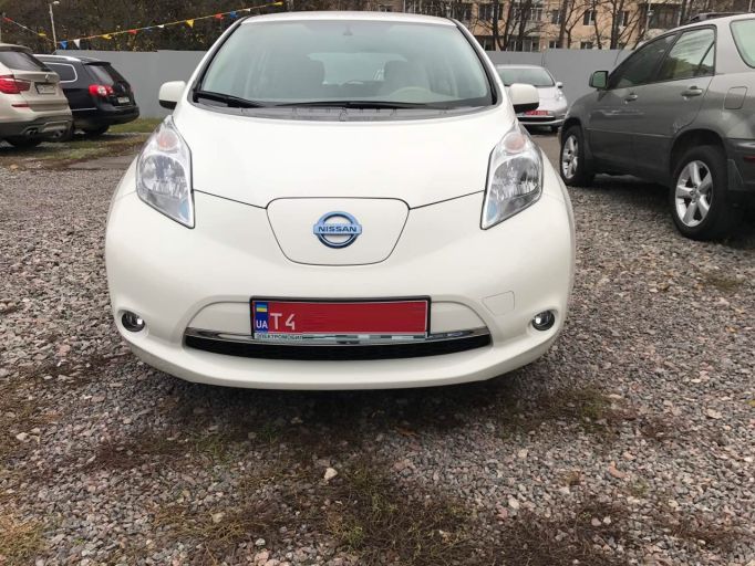 NIssan Leaf SL 2015 в наличии купить