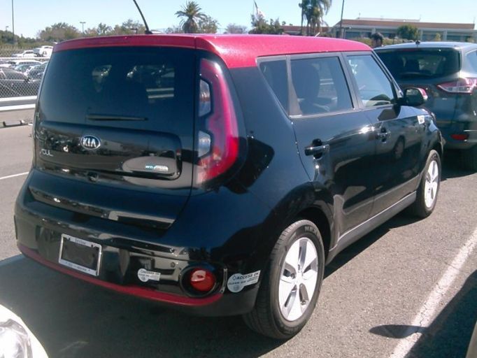 Электромобили из США Kia Soul electro аукцион манхейм