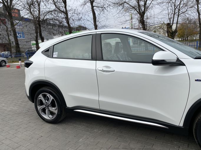 Электромобиль кроссовер Honda MNV HRV 