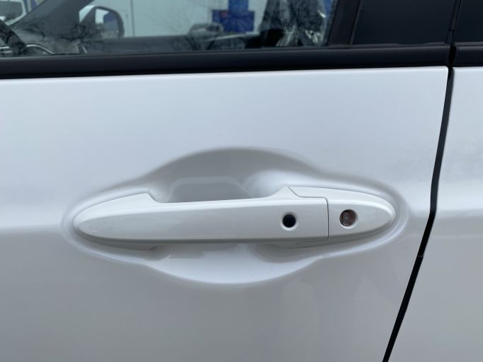 Электромобиль кроссовер Honda MNV HRV 