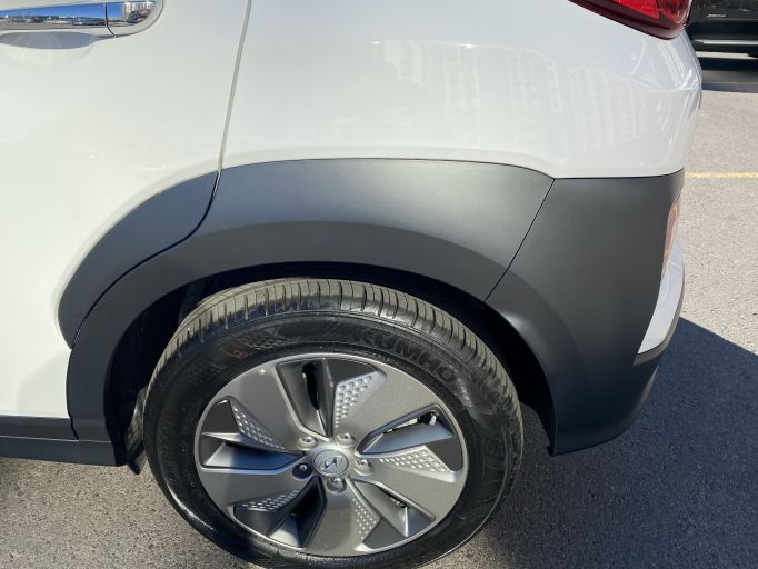 Электро кроссовер Hyundai Encino Kona электромобиль