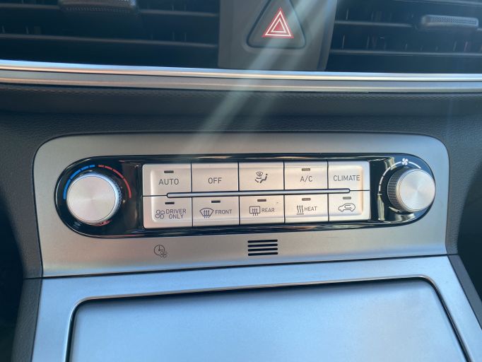 Электро кроссовер Hyundai Encino Kona электромобиль