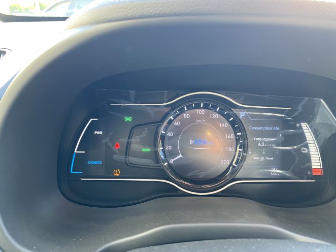 Электро кроссовер Hyundai Encino Kona электромобиль