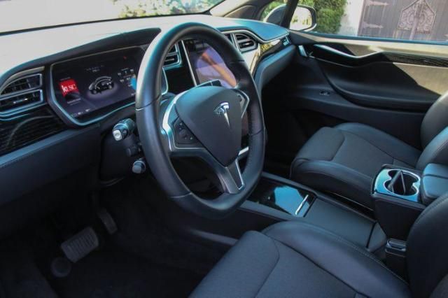 Обзор Tesla Model X 75D купить в США растаможить без НДС в Украине