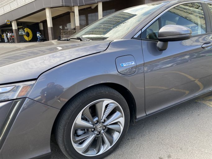 Honda Clarity Plug in Hybrid заряжаемый гибрид