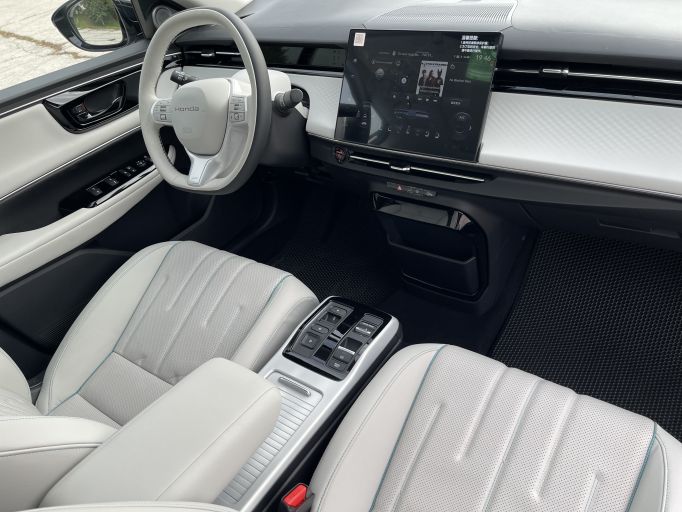 Honda ENP2 новый электромобиль из Китая + Bose