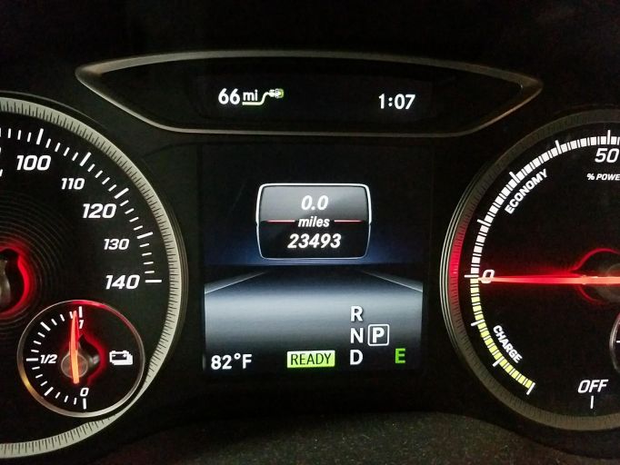 Электро авто Mercedes B Electro 2014