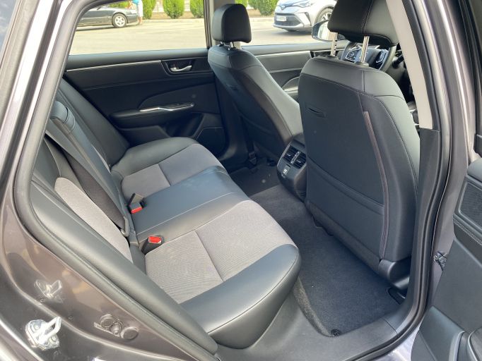 Honda Clarity Plug in Hybrid заряжаемый гибрид