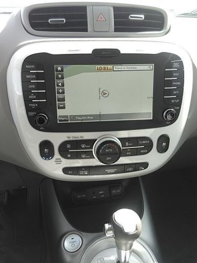 Машины из Америки Киа Соул электромобиль