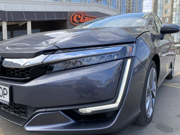 Honda Clarity Plug in Hybrid заряжаемый гибрид